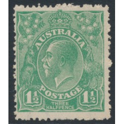 AUSTRALIA - 1923 1½d yellow-green KGV, very coarse mesh paper, MH – ACSC # 88Ba